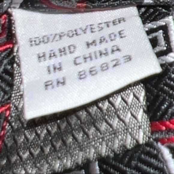 Christian‎ Aujard Tie Mens Geometric Diamond Red Black Silver Classic Style - Picture 6 of 6